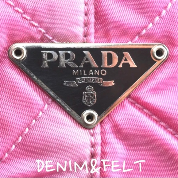 PRADA Vintage Pink/Black Begonia Quilted Nylon Travel Bag/Tote | PRELOVED!!🩷💗 - Picture 14 of 16